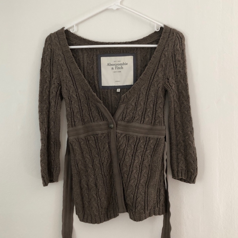 Abercrombie & Fitch Knit Cardigan